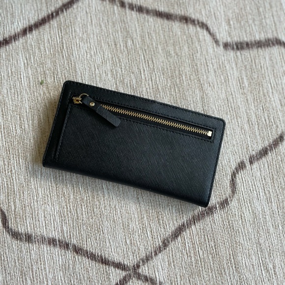 KATE SPADE ♠️ Wallet - Picture 3 of 3
